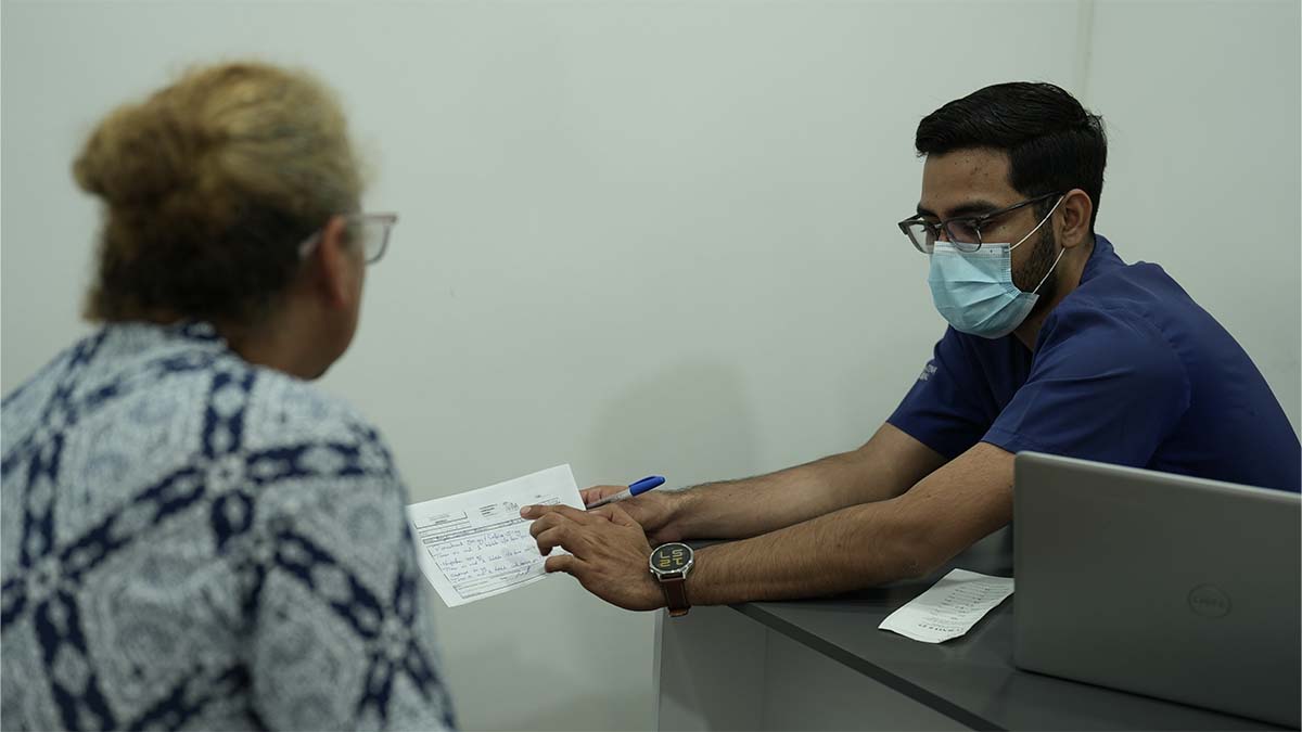 Brindamos más de 1,200 consultas médicas, dentales y de nutrición; realizamos 322 estudios de laboratorio; entregamos 1,226 medicamentos e impartimos 48 talleres enfocados en salud.